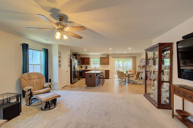 688 Hardwood Drive, Boiling Springs, SC 29316