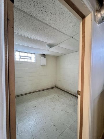 3207 S Austin STREET, Milwaukee, WI 53207