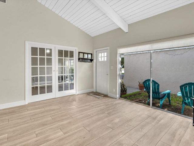 3996 NW 7th Court, Delray Beach, FL 33445
