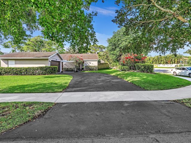 3996 NW 7th Court, Delray Beach, FL 33445