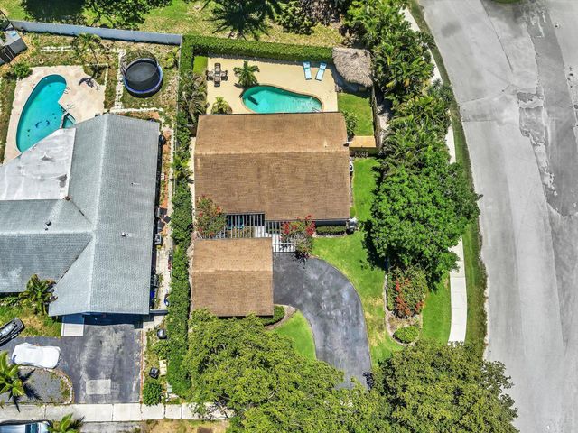 3996 NW 7th Court, Delray Beach, FL 33445
