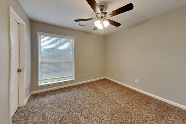 4935 Northfork Drive, Pearland, TX 77584