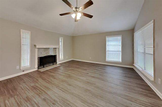 4935 Northfork Drive, Pearland, TX 77584