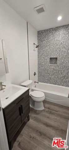 1462 S Shenandoah 8, Los Angeles, CA 90035