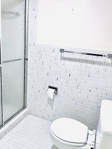 2381 Sunset Avenue 117, Lake Worth Beach, FL 33461