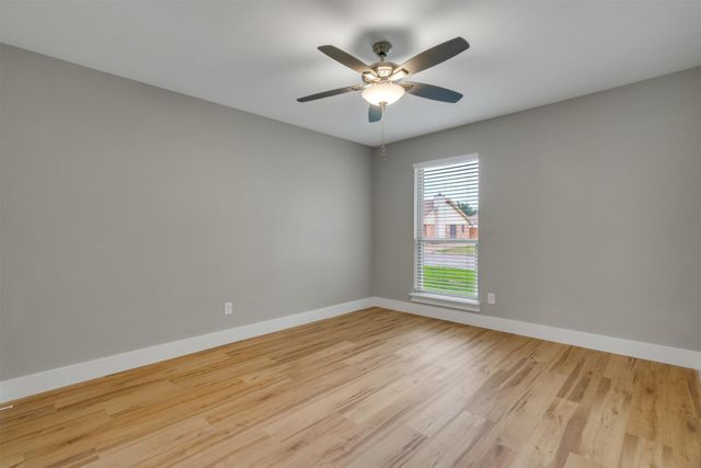 5729 Cancun Drive, North Richland Hills, TX 76180