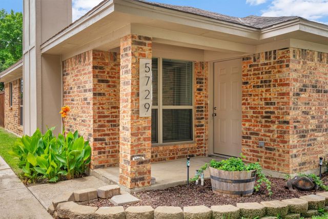 5729 Cancun Drive, North Richland Hills, TX 76180