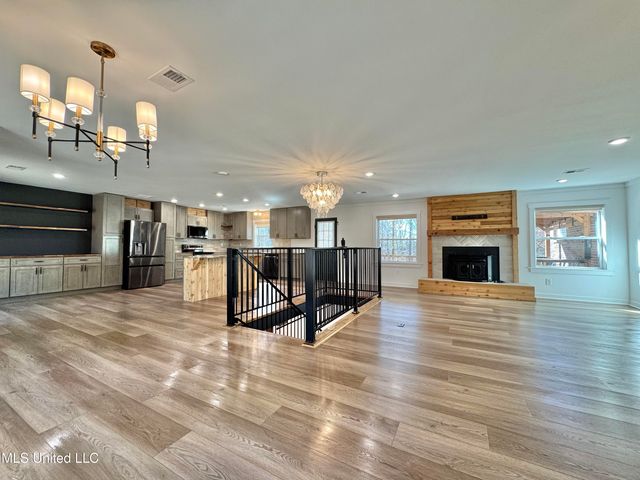 809 Green Acres Drive, Hernando, MS 38632