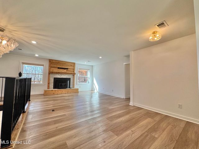 809 Green Acres Drive, Hernando, MS 38632