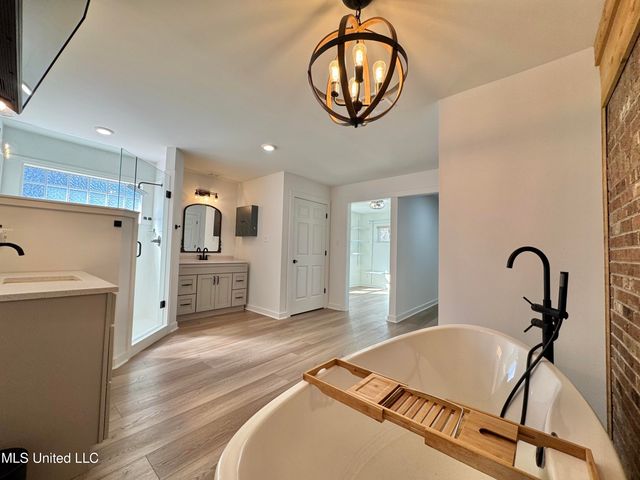 809 Green Acres Drive, Hernando, MS 38632