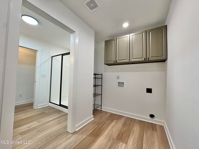 809 Green Acres Drive, Hernando, MS 38632