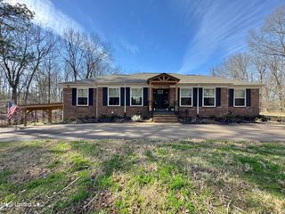809 Green Acres Drive, Hernando, MS 38632