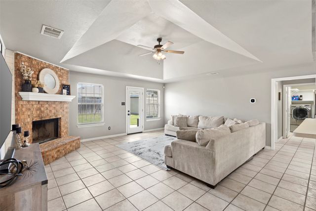 6213 Peach Tree Drive, Midlothian, TX 76065