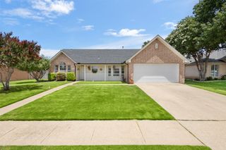 6213 Peach Tree Drive, Midlothian, TX 76065