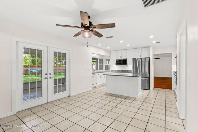 426 Port Malabar Boulevard NE, Palm Bay, FL 32905