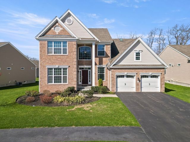 23 Sequoia Dr 23, Methuen, MA 01844