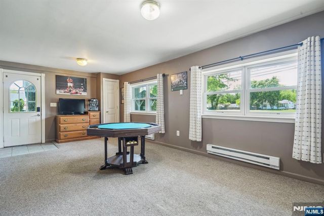 11 Steele Avenue, Lincoln Park Borough, NJ 07035