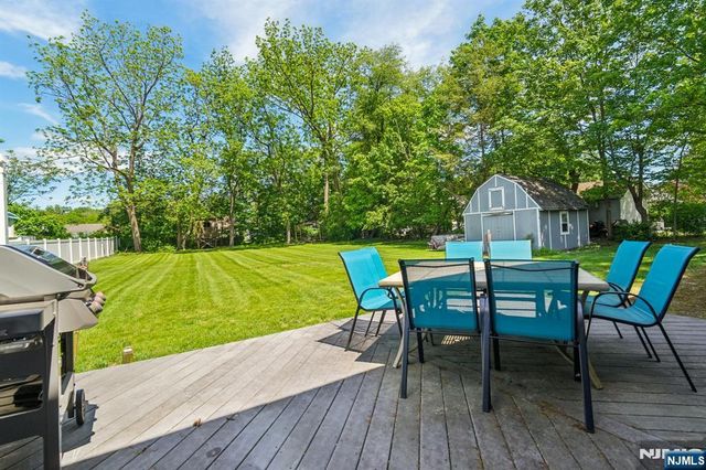 11 Steele Avenue, Lincoln Park Borough, NJ 07035