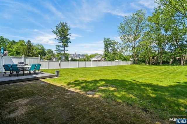 11 Steele Avenue, Lincoln Park Borough, NJ 07035