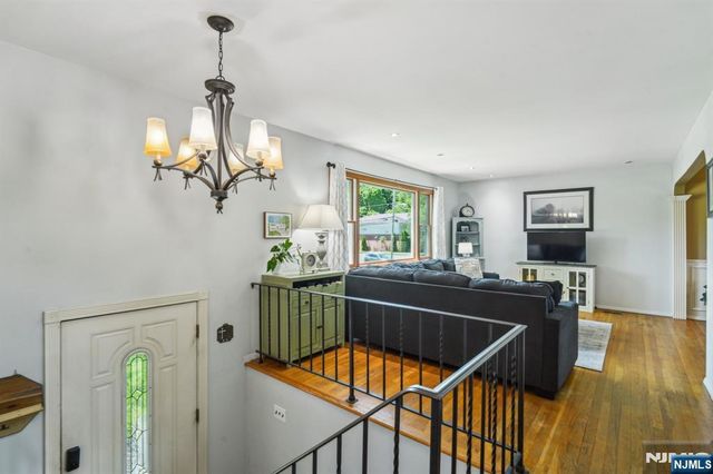 11 Steele Avenue, Lincoln Park Borough, NJ 07035
