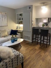 2801 Hemphill PARK A201, Austin, TX 78705