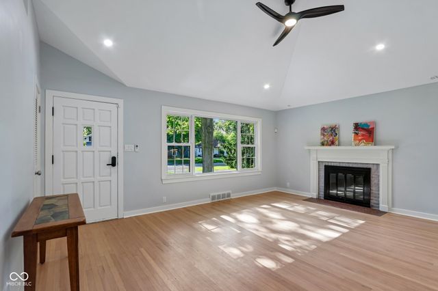 5114 Carvel Avenue, Indianapolis, IN 46205