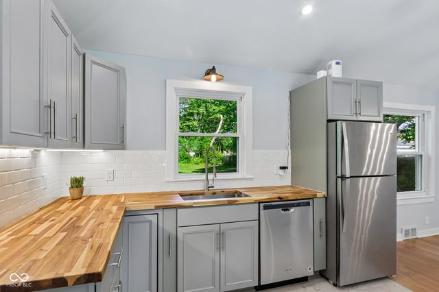 5114 Carvel Avenue, Indianapolis, IN 46205