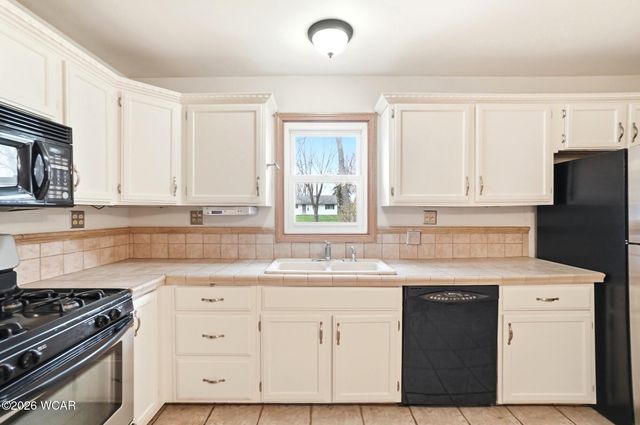 2810 W Breese Road, Cridersville, OH 45806