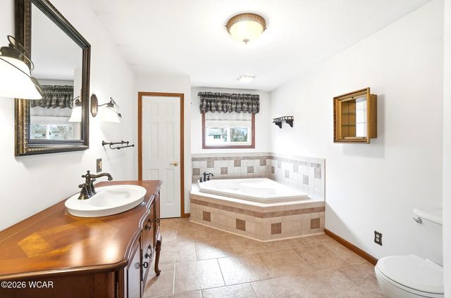 2810 W Breese Road, Cridersville, OH 45806