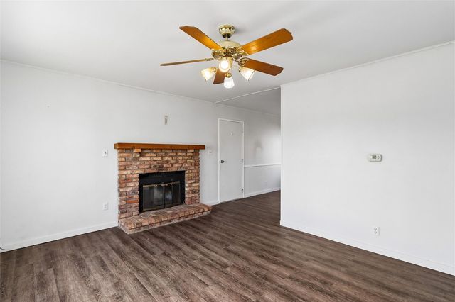 920 Fairview Drive, Marion, IA 52302