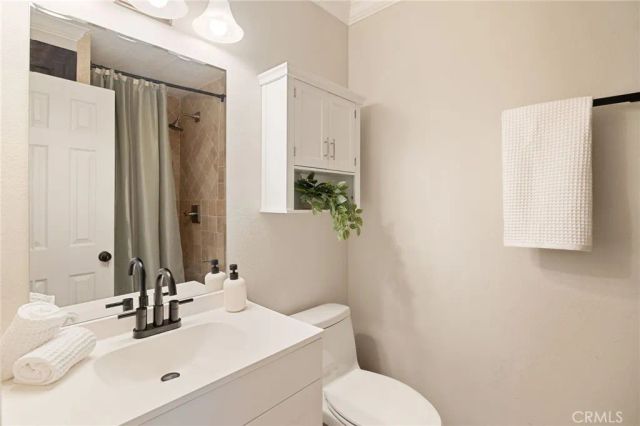 645 Chestnut, Long Beach, CA 90802