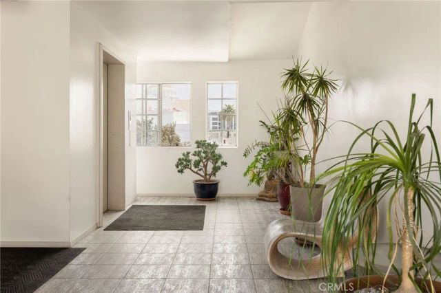 645 Chestnut, Long Beach, CA 90802