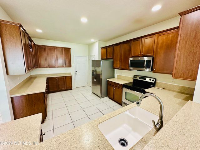 4214 METRON Drive, Jacksonville, FL 32216