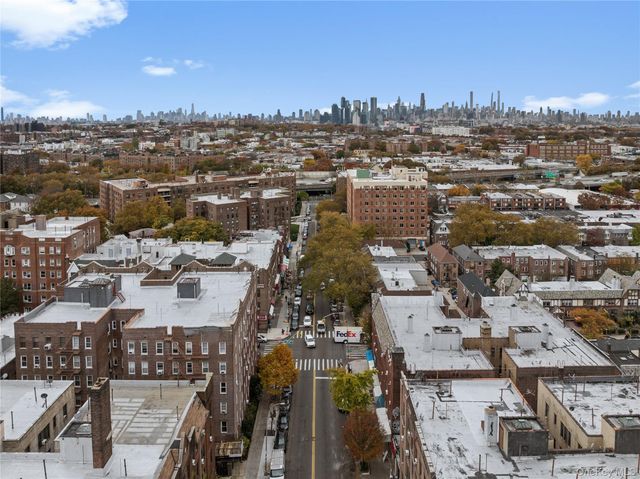 35-05 72nd Street 2E, Jackson Heights, NY 11372