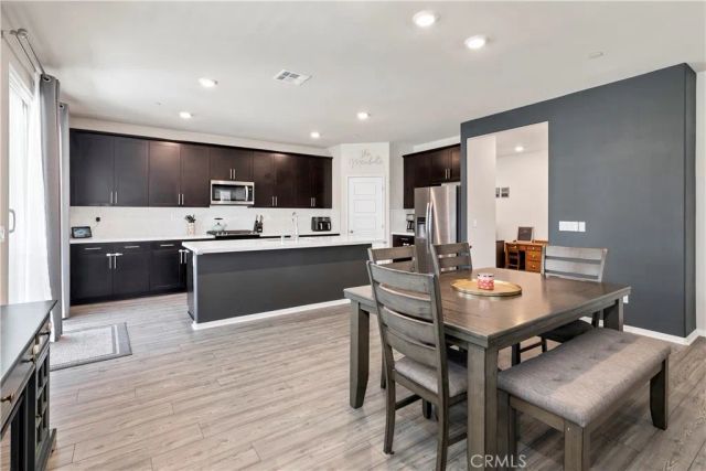 32942 Forgecroft Street, Menifee, CA 92584