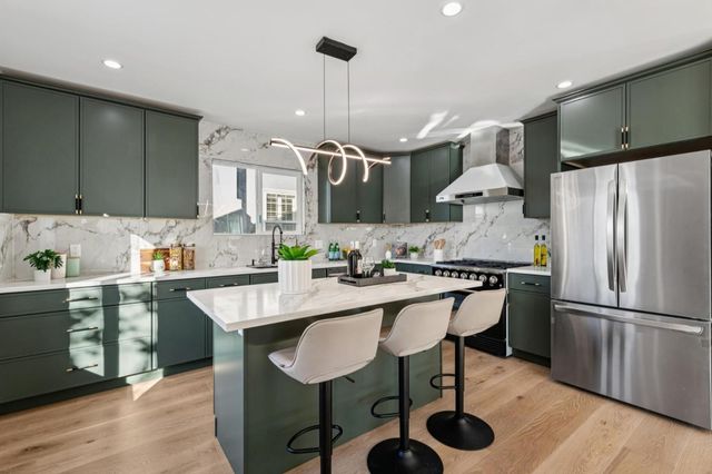 3060 19th Avenue, San Francisco, CA 94132