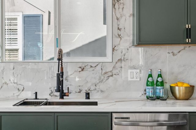 3060 19th Avenue, San Francisco, CA 94132