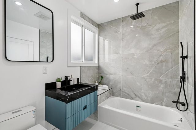 3060 19th Avenue, San Francisco, CA 94132