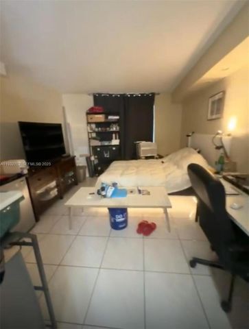 3720 Inverrary Dr 1N, Lauderhill, FL 33319