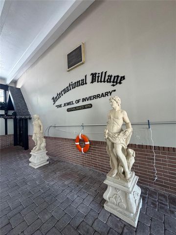 3720 Inverrary Dr 1N, Lauderhill, FL 33319