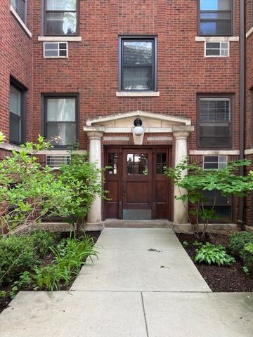 817 Lake Street 1N, Oak Park, IL 60301