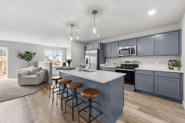 7329 Agate Trail, Inver Grove Heights, MN 55077