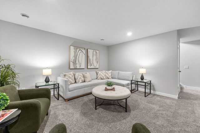 7329 Agate Trail, Inver Grove Heights, MN 55077