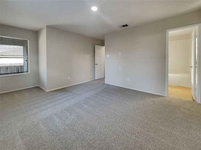 250 Wolf Berry PATH, Buda, TX 78610