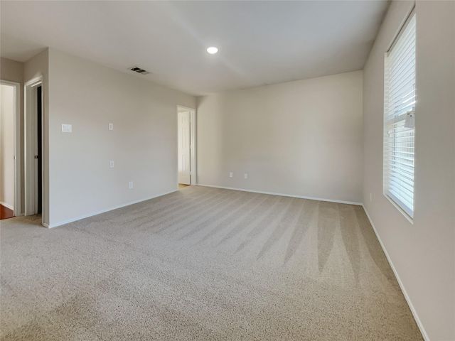 250 Wolf Berry PATH, Buda, TX 78610