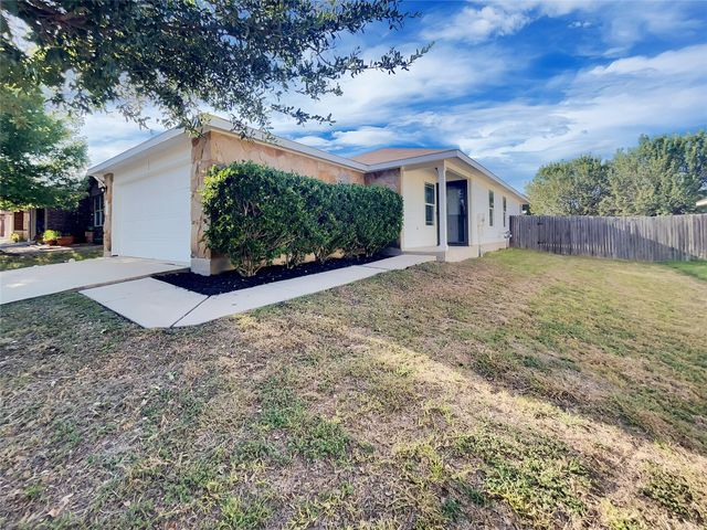 250 Wolf Berry PATH, Buda, TX 78610
