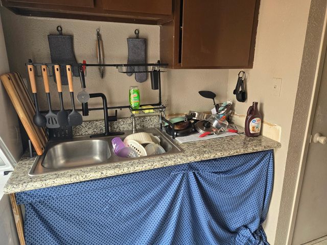 8405 Wilcrest Drive 2206, Houston, TX 77072