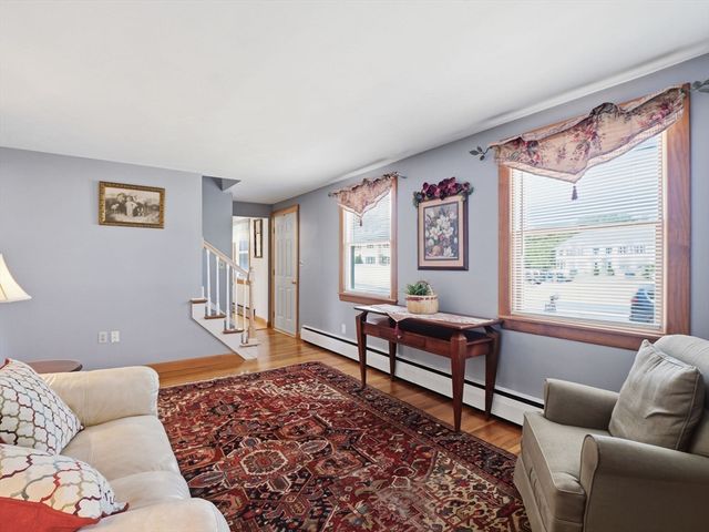 36 Bridge St, Billerica, MA 01821