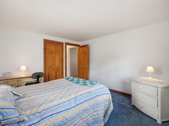 36 Bridge St, Billerica, MA 01821