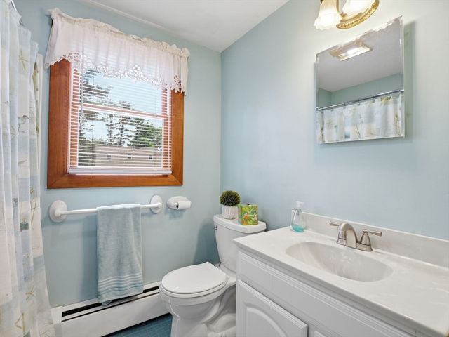 36 Bridge St, Billerica, MA 01821